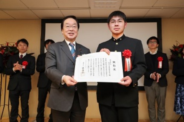 「新しい東北」復興・創生顕彰 顕彰式